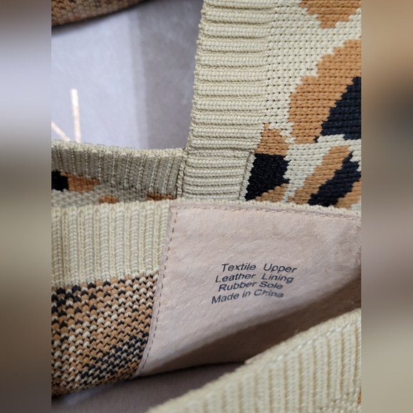 Deltan Hensley Flyknit Espadrille Flats • Women's size 7.5M - Picture 5 of 6